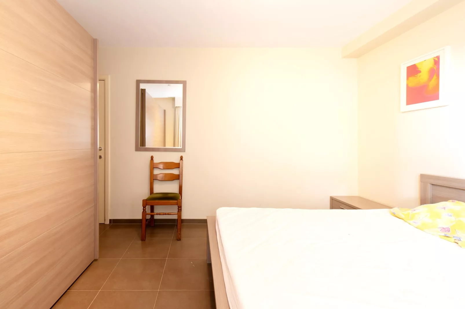 ZANDBK1 0501/ 5B-Bedroom