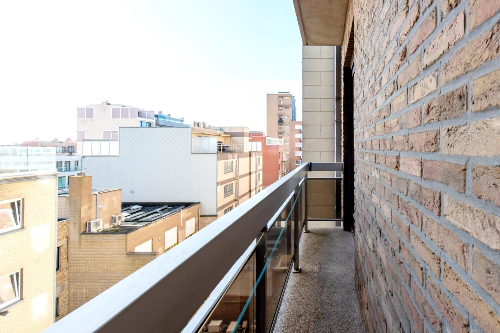 ZANDBK1 0501/ 5B-Terrace balcony