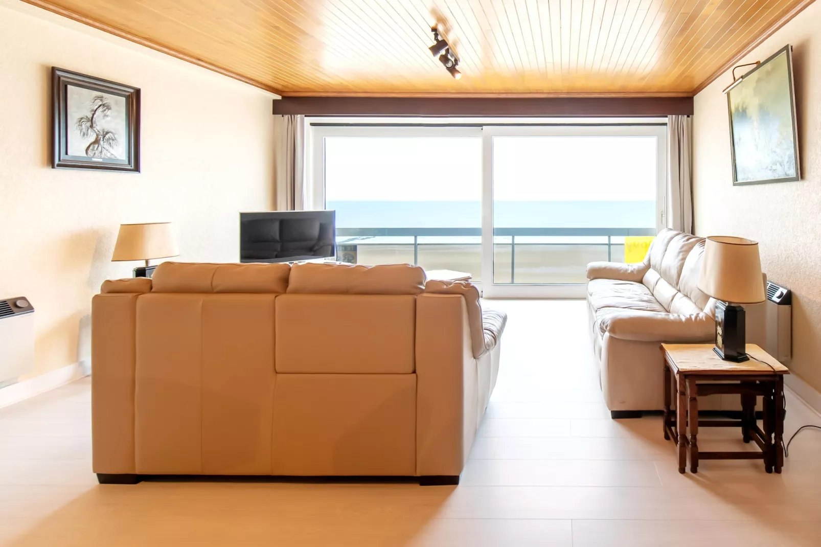 ZANDBK2 0702/ 7B-Wohnzimmer