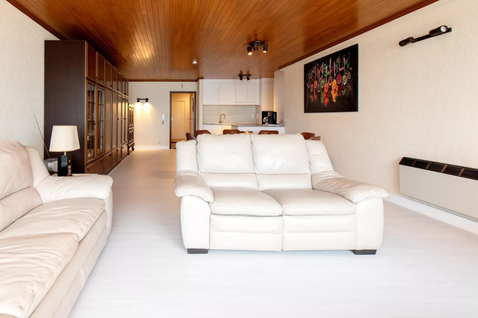ZANDBK2 0702/ 7B-Wohnzimmer