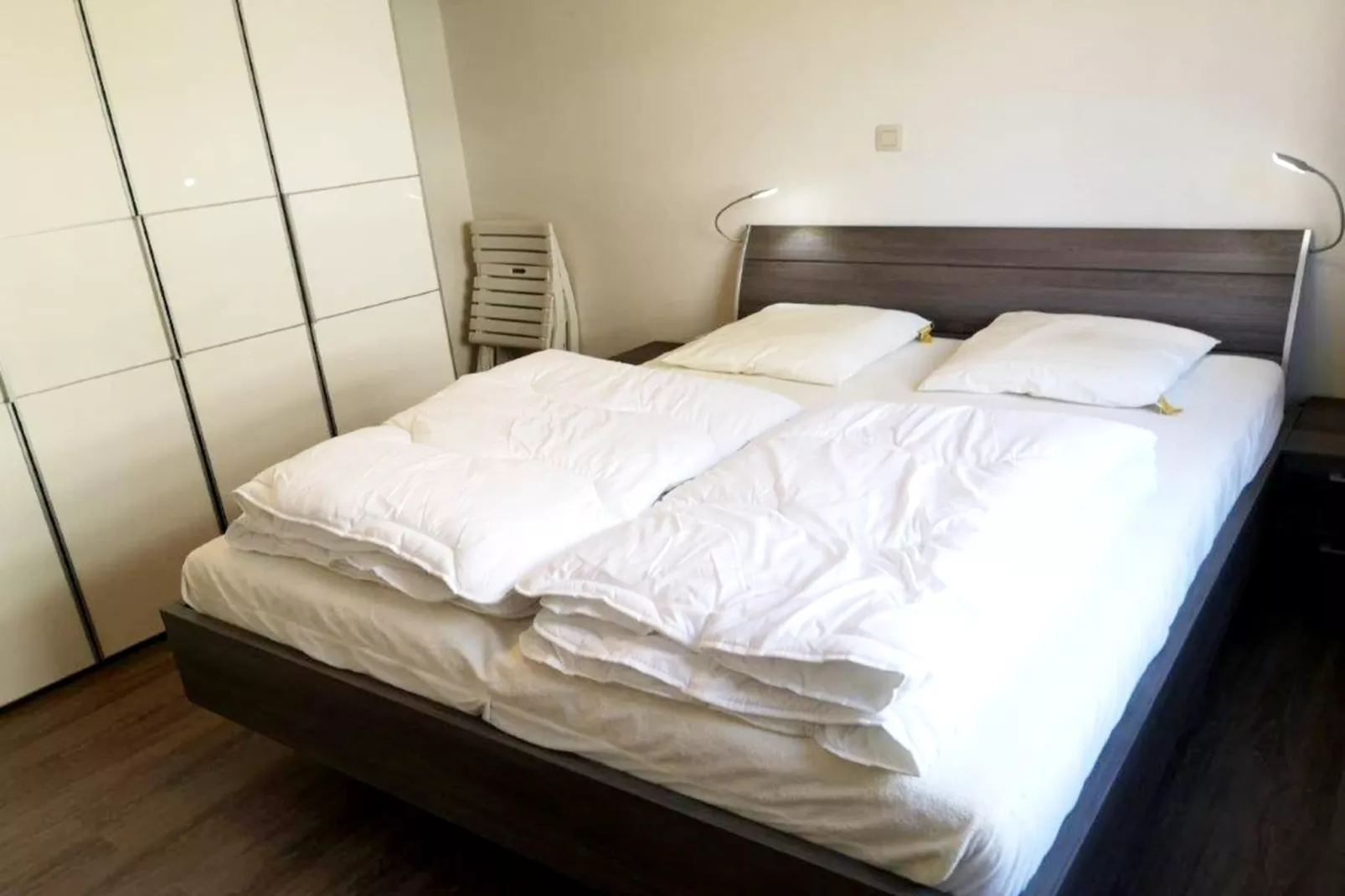 ZANDBK3 0502/ 5C-Bedroom