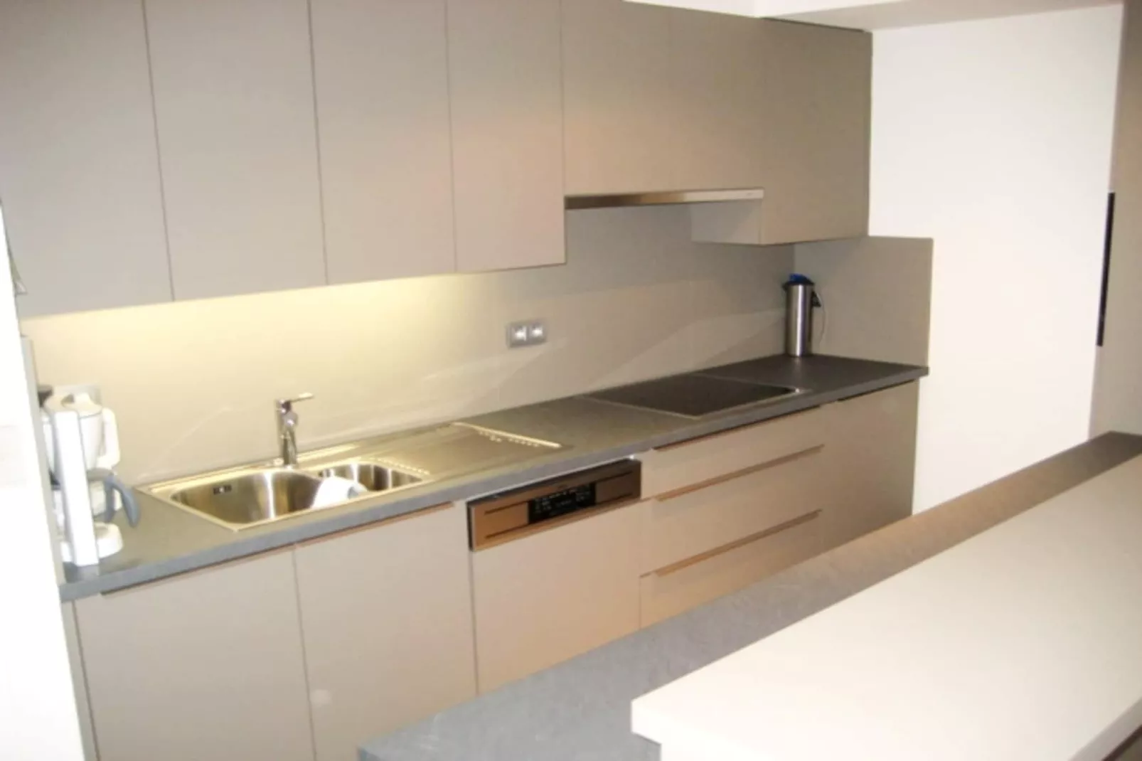 ZANDBK3 0502/ 5C-Kitchen