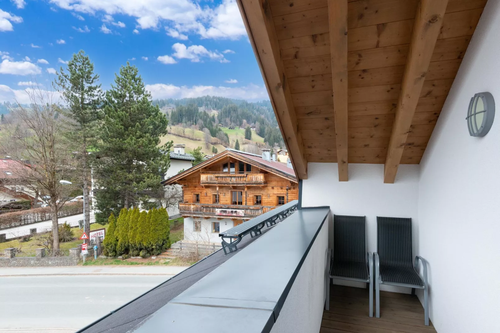 Residenz Edelalm - Penthouse-View summer