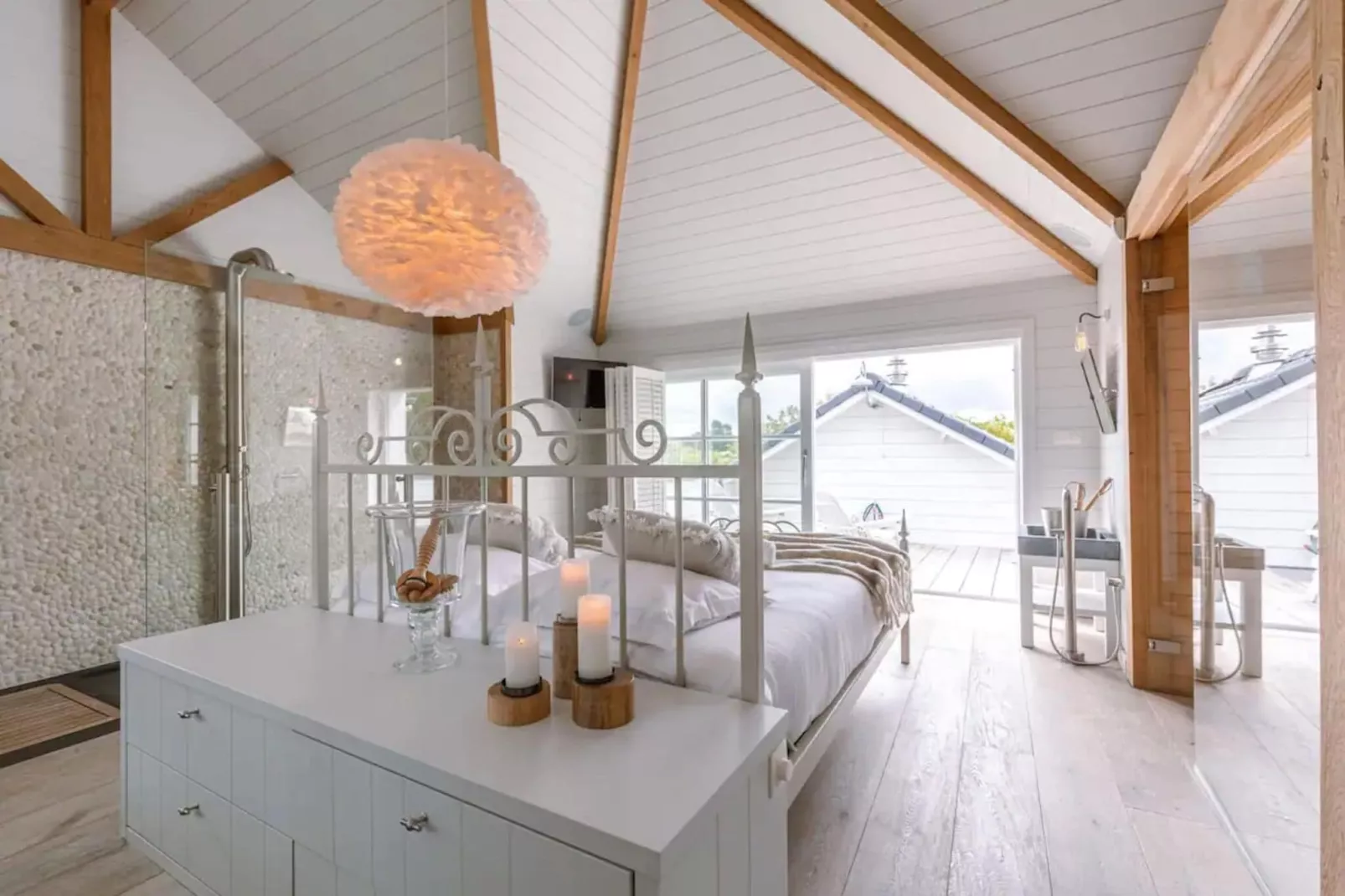 Het Witte Strandhuis-Bedroom