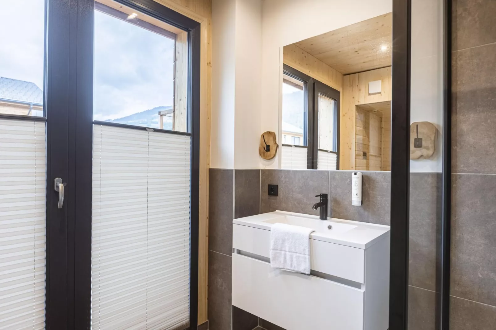 Kreischberg Pool Villen 4b-Bathroom