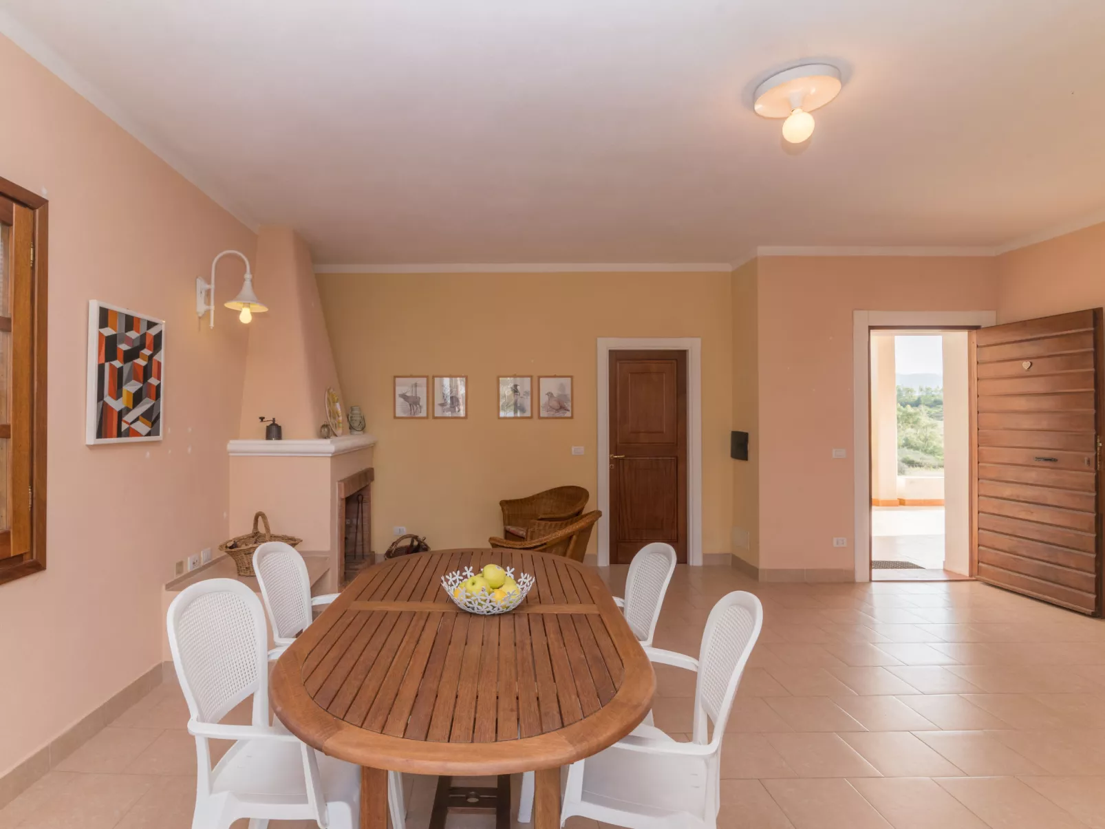Vignola House 2-Inside