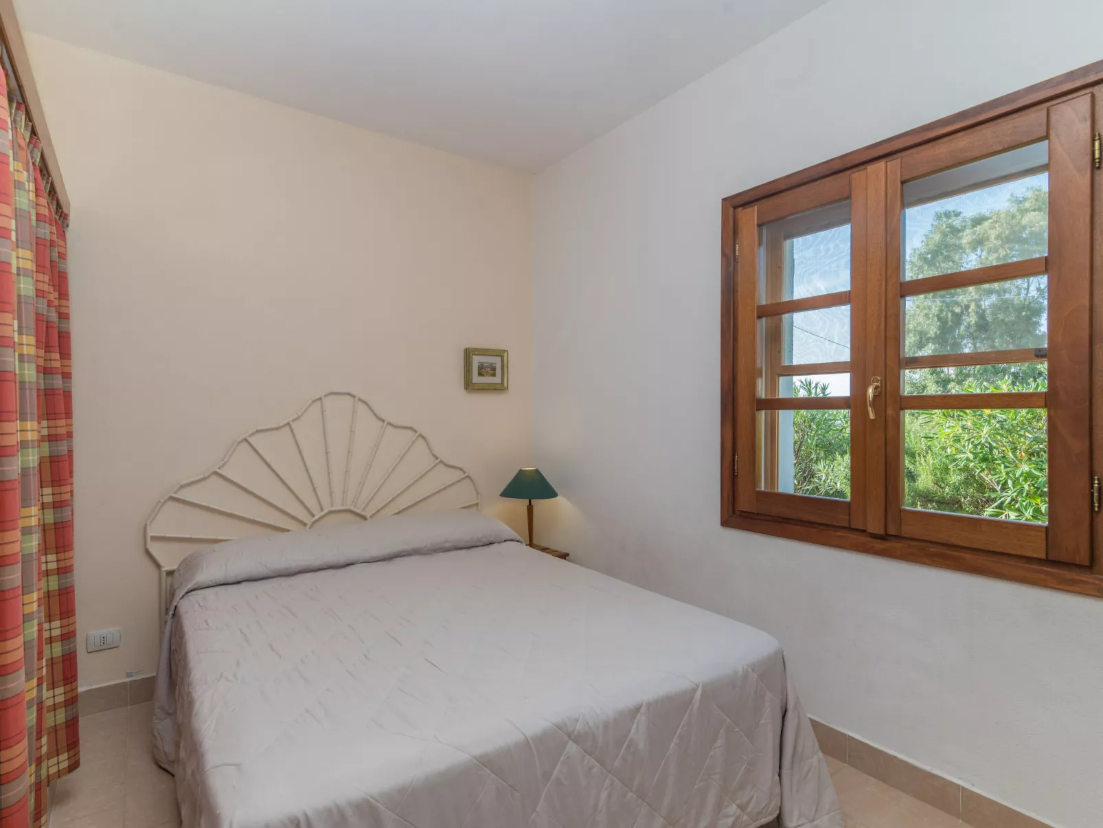 Vignola House 2-Inside