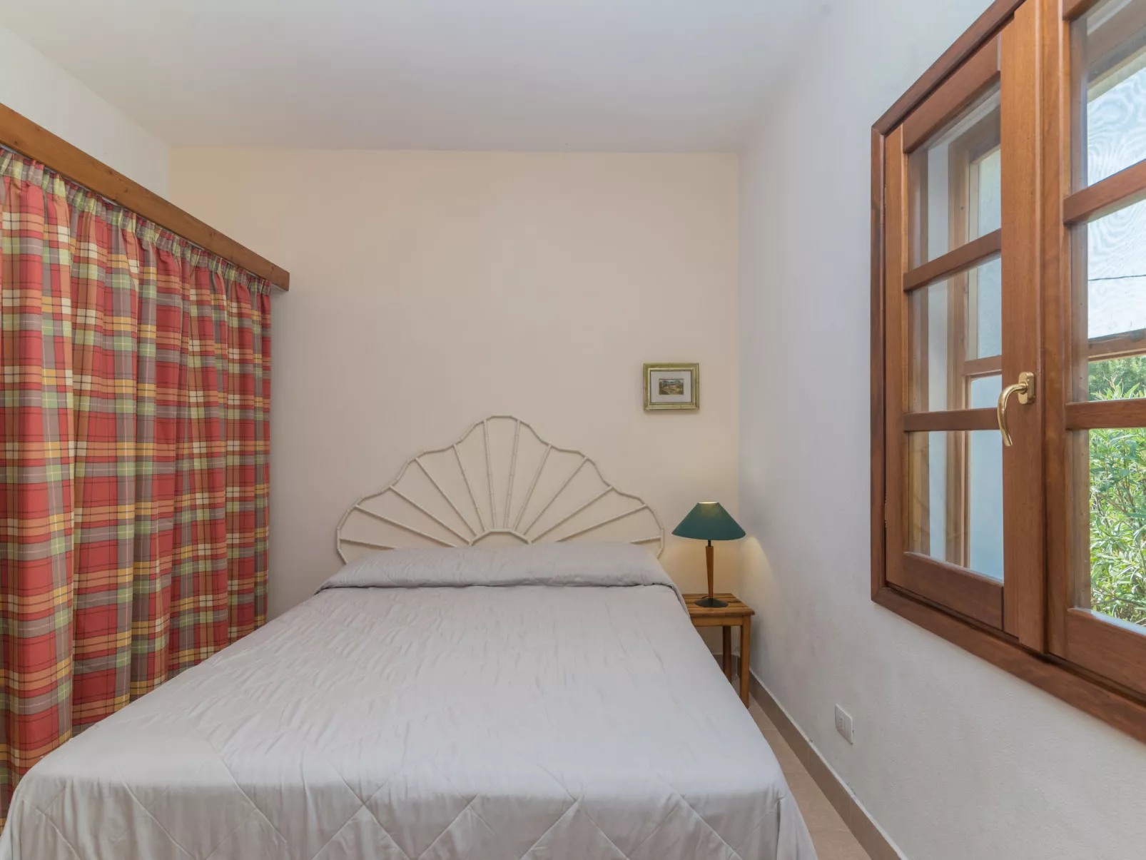 Vignola House 2-Inside