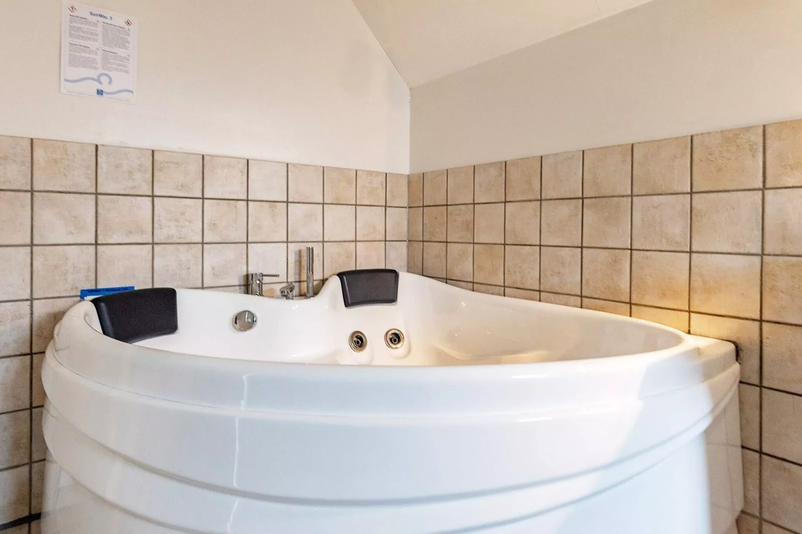 8 person holiday home in Væggerløse