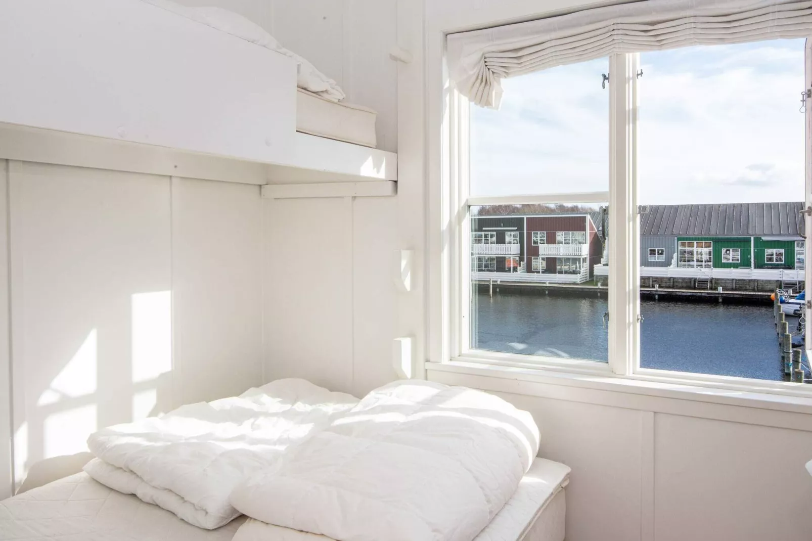 6 person holiday home in Ebeltoft-By Traum-Indoor