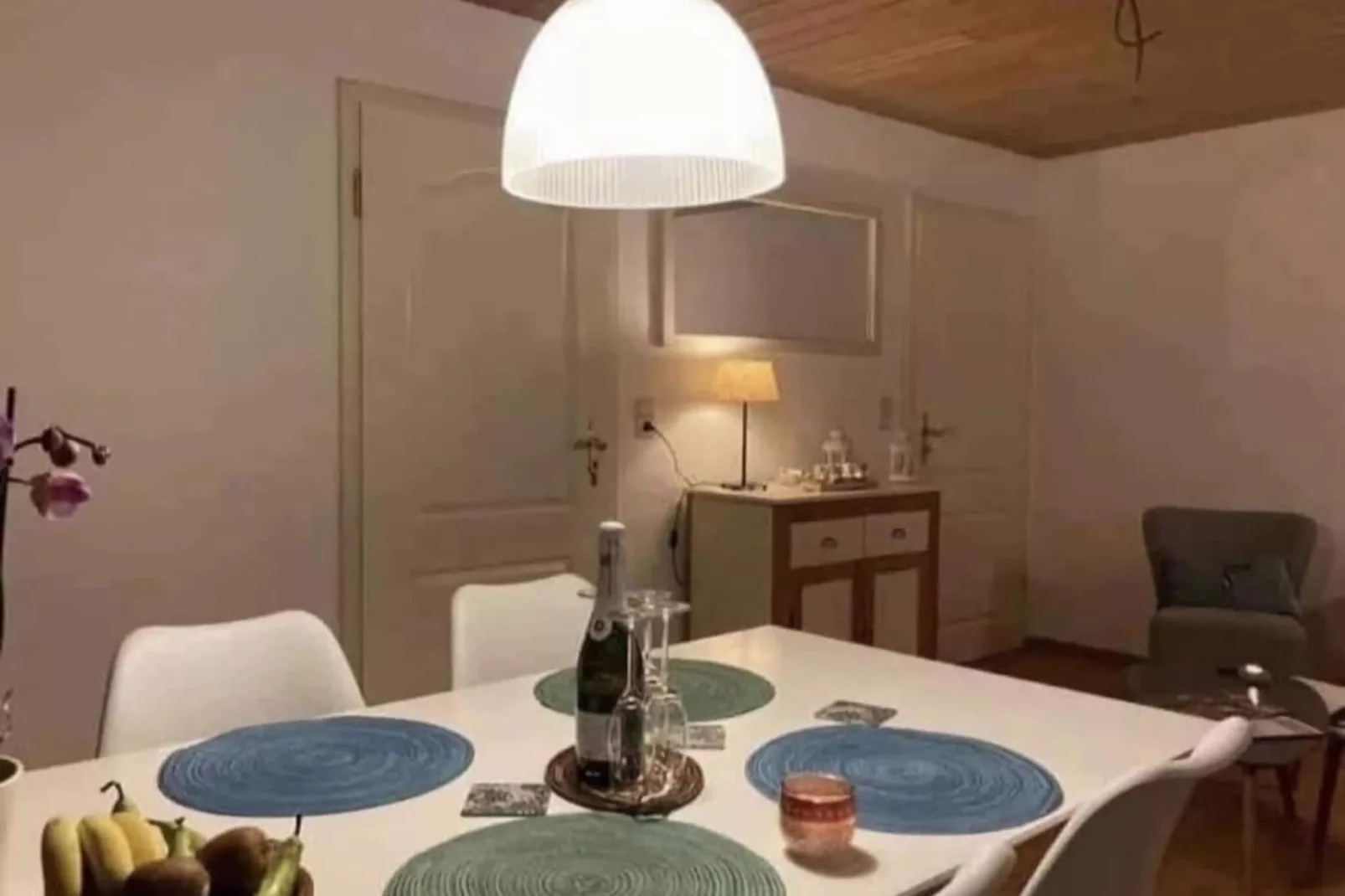 Haus Hunnenberg-Dining room