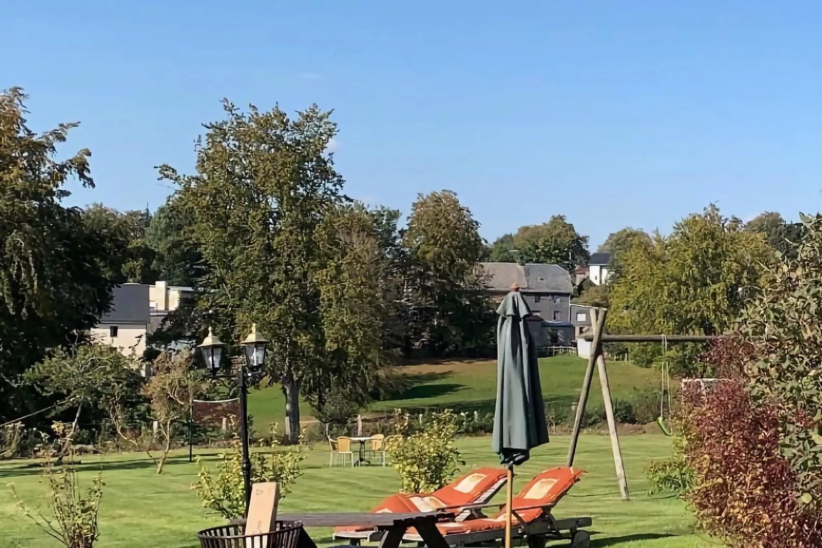 Haus Hunnenberg-Gardens summer