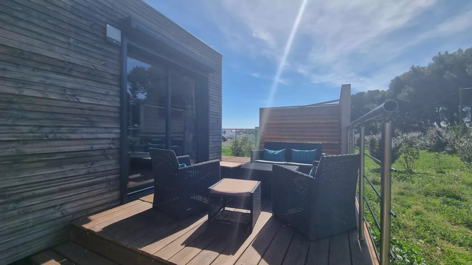 Cottage du Lac 63-Terrace balcony