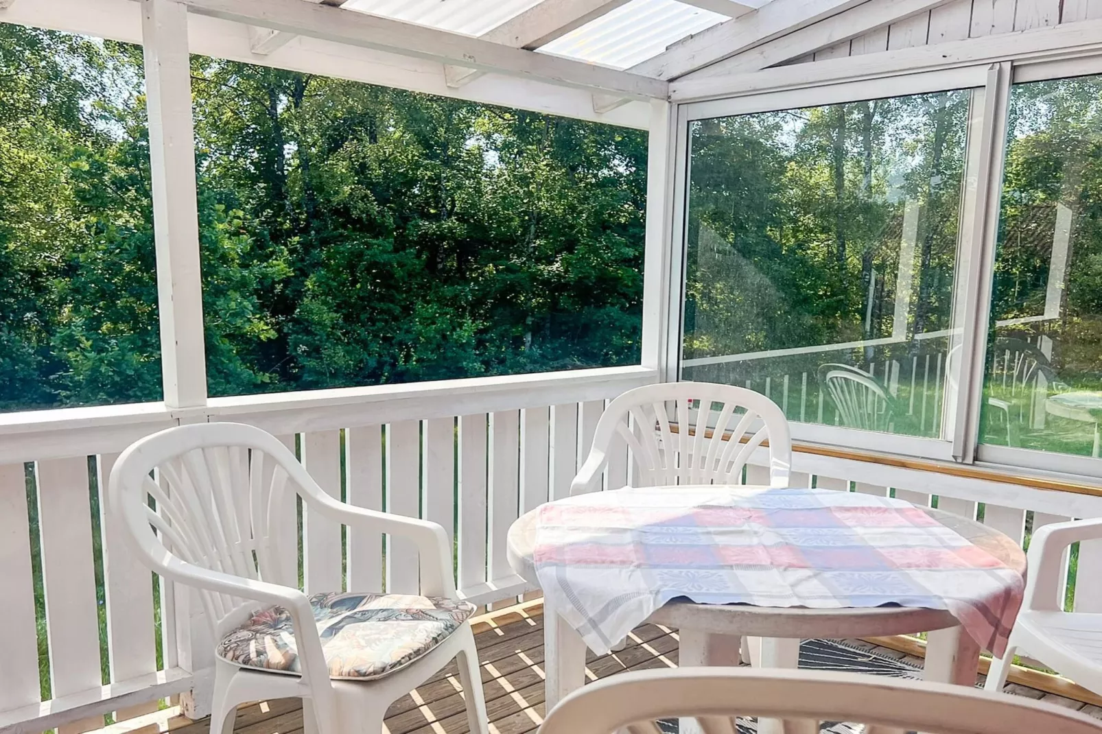 2 person holiday home in Burseryd