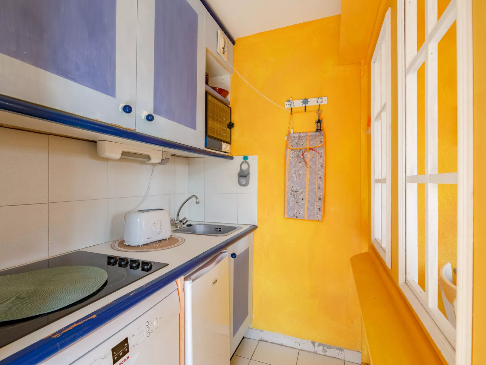 Le Village (VJ106)-Dedans