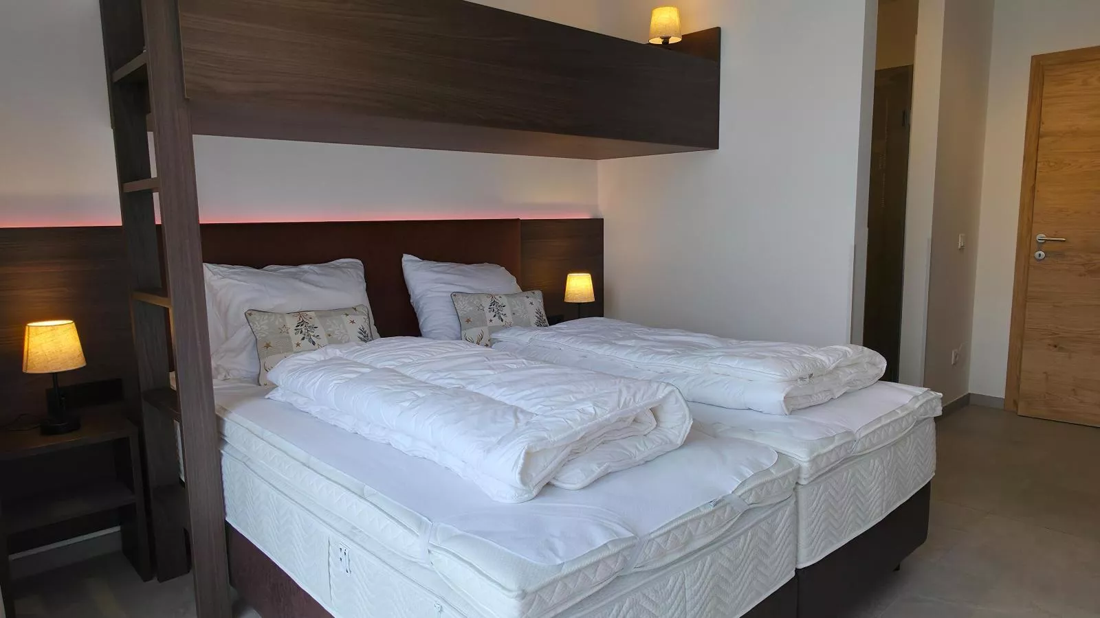 Almchalet Alpenglück-Bedroom