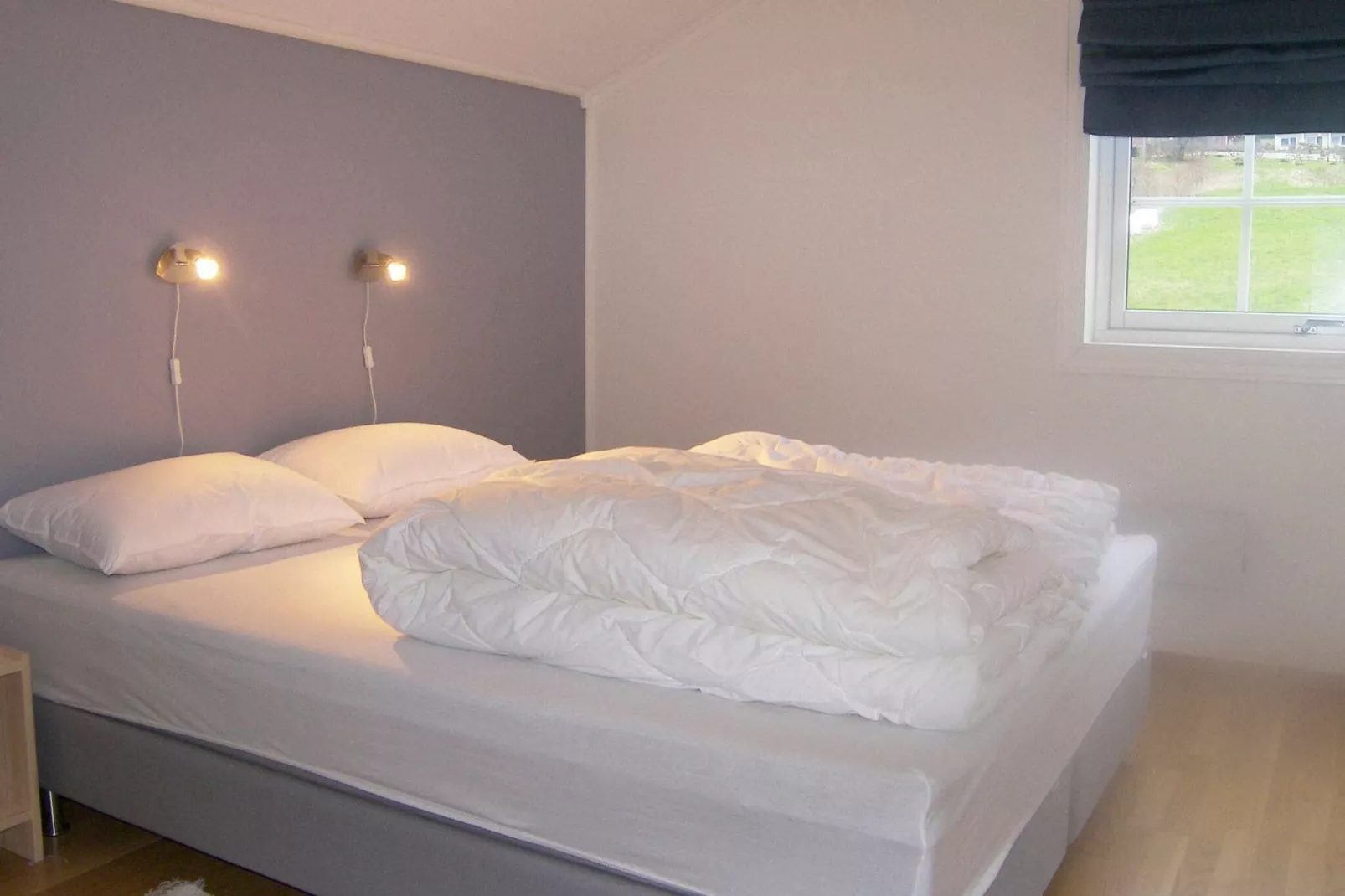 HUS 42410-Indoor