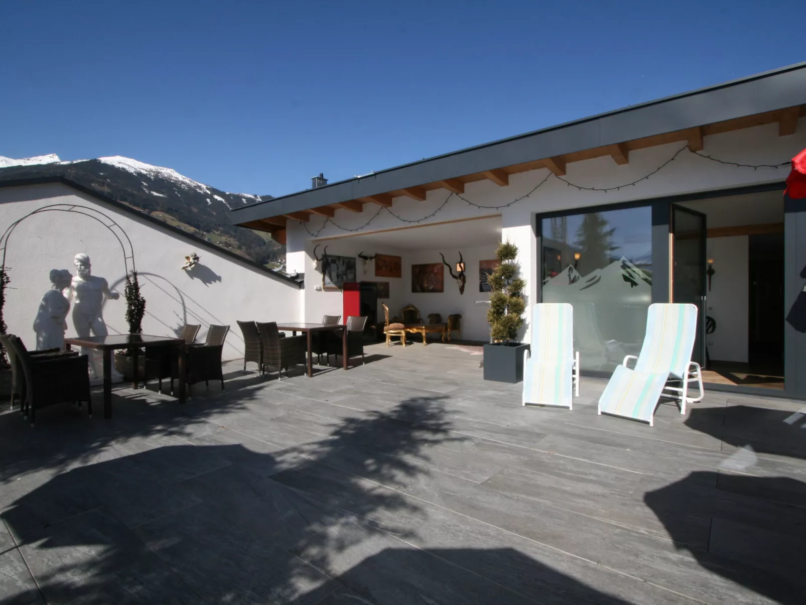 Erzherzog’s Apts/Zillertal Kaiser Lodge-Outside