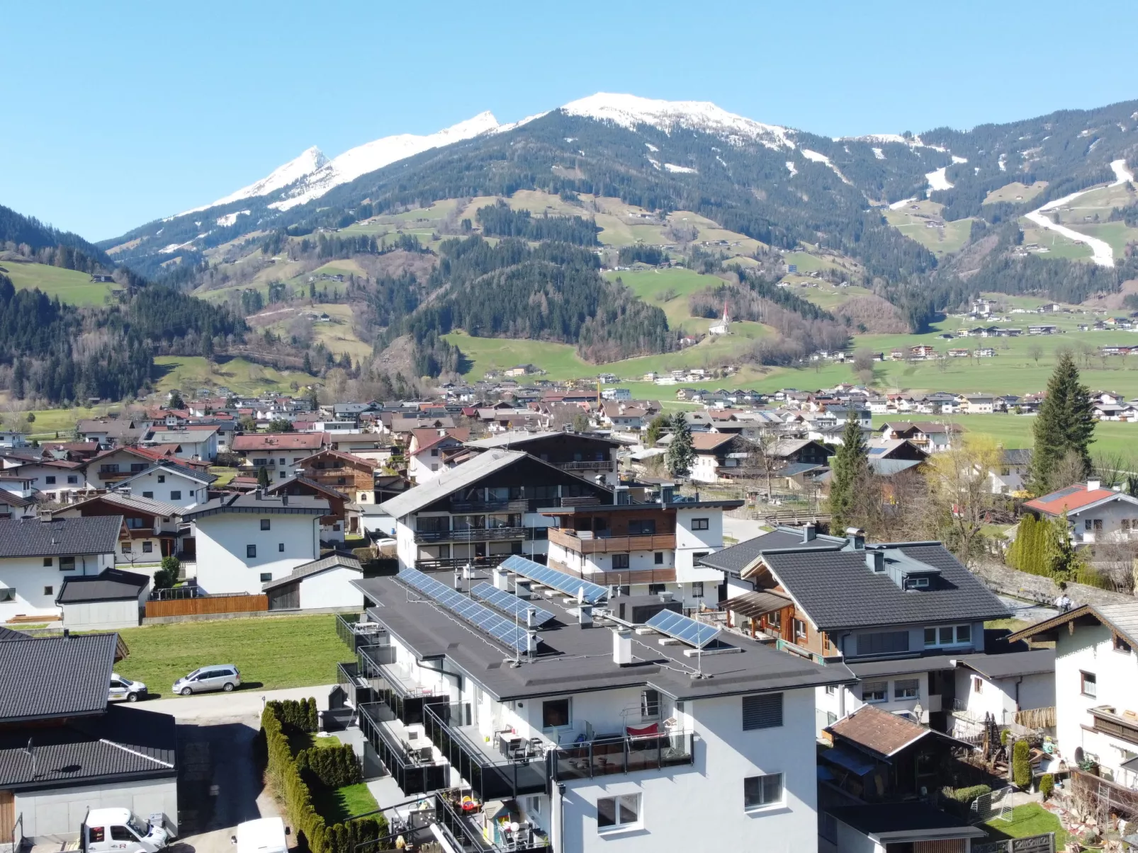 Erzherzog’s Apts/Zillertal Kaiser Lodge-Outside