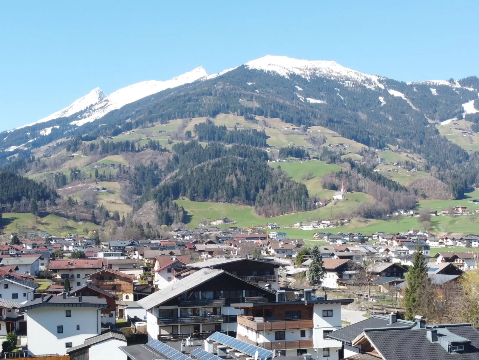 Erzherzog’s Apts/Zillertal Kaiser Lodge-Outside