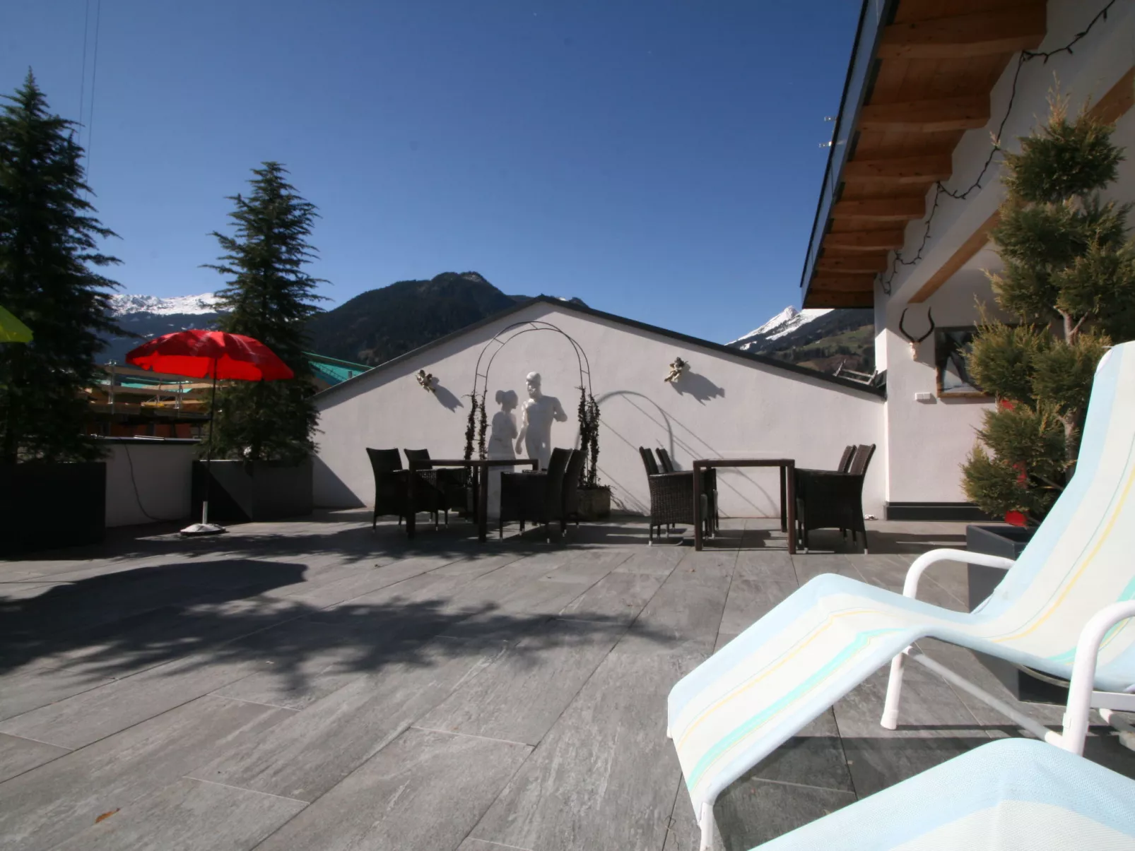 Erzherzog’s Apts/Zillertal Kaiser Lodge-Outside