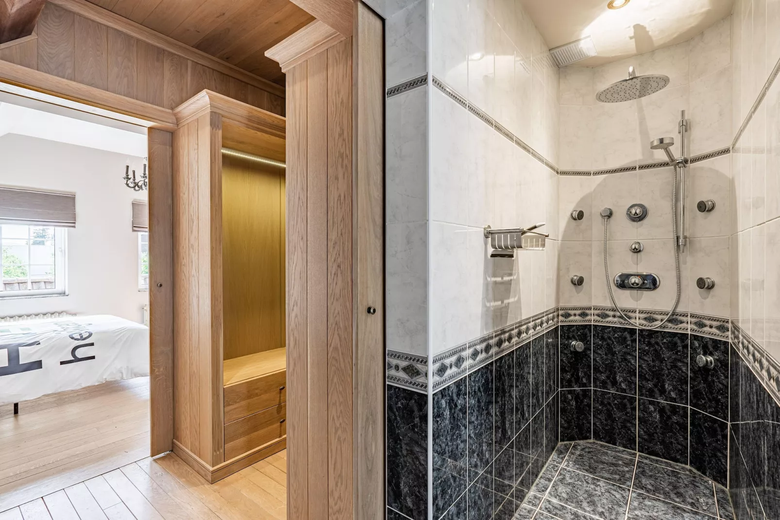 Hoeve Heiligenbron met tweepersoonsstudio-Badezimmer