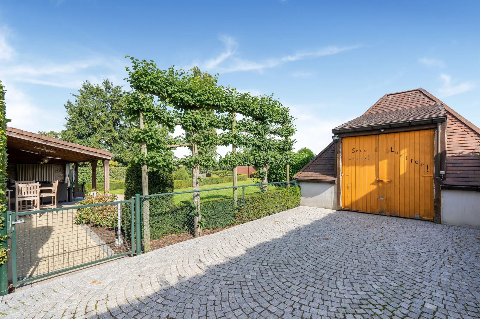 Hoeve Heiligenbron met tweepersoonsstudio-Terrassenbalkon