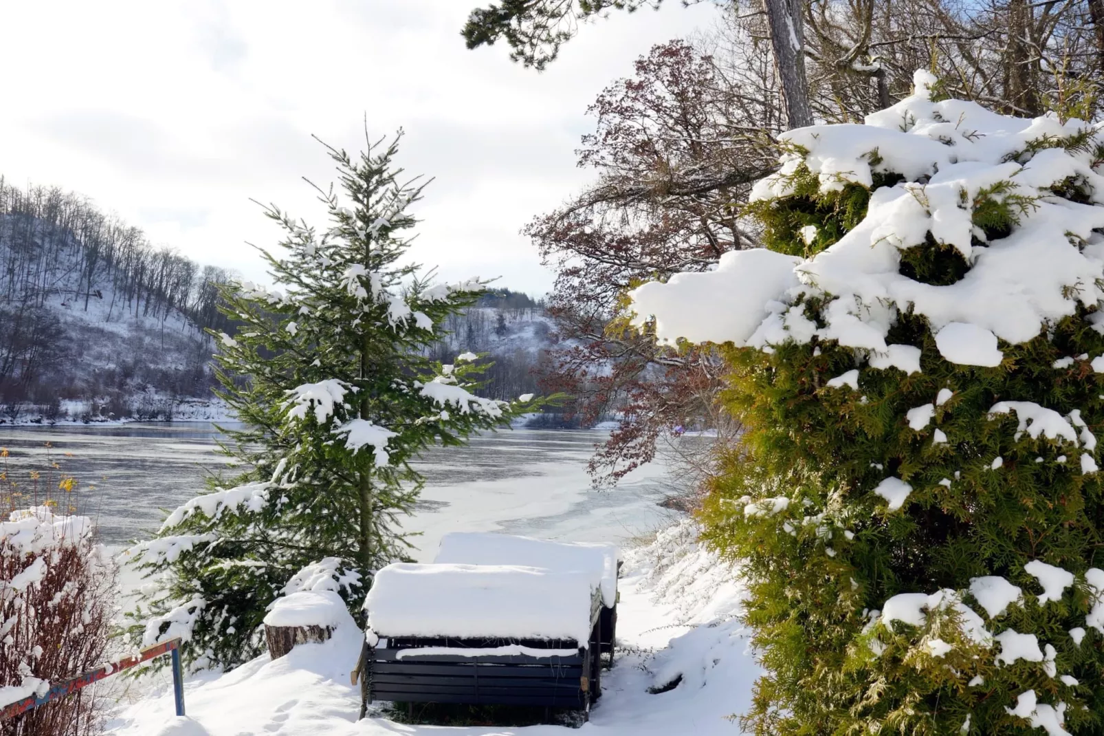 Altes Bootshaus 2-View winter