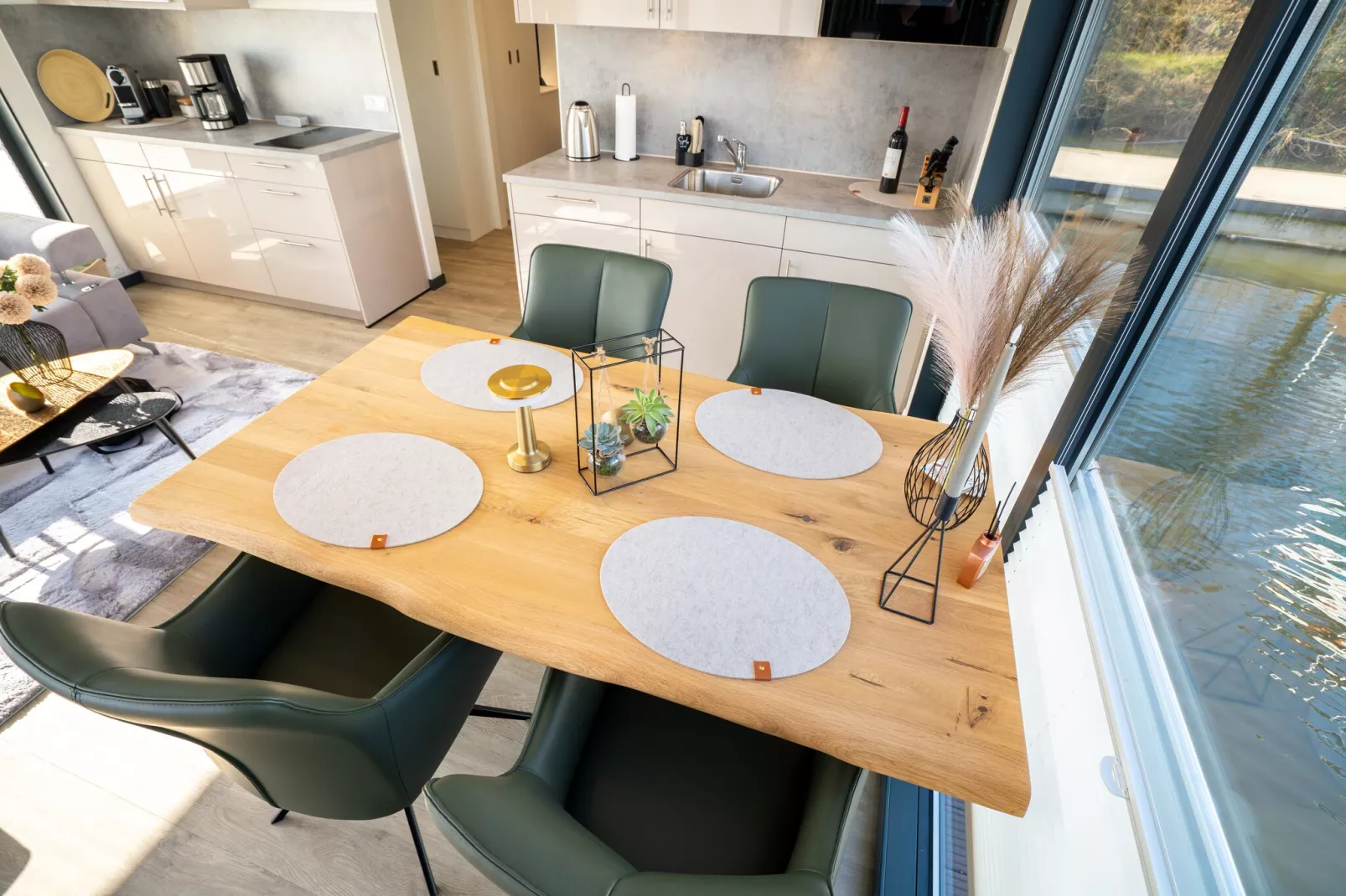 Hausboot in Höxter-Kitchen