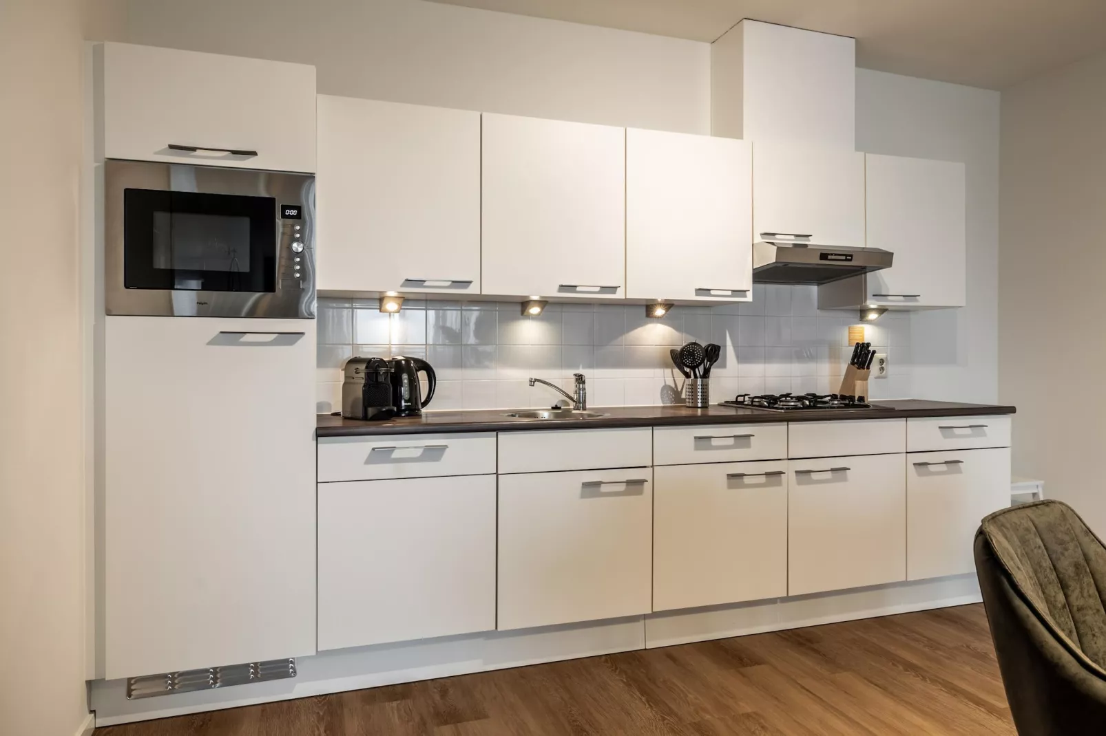 Scheveningen Harbour 50B-Kitchen