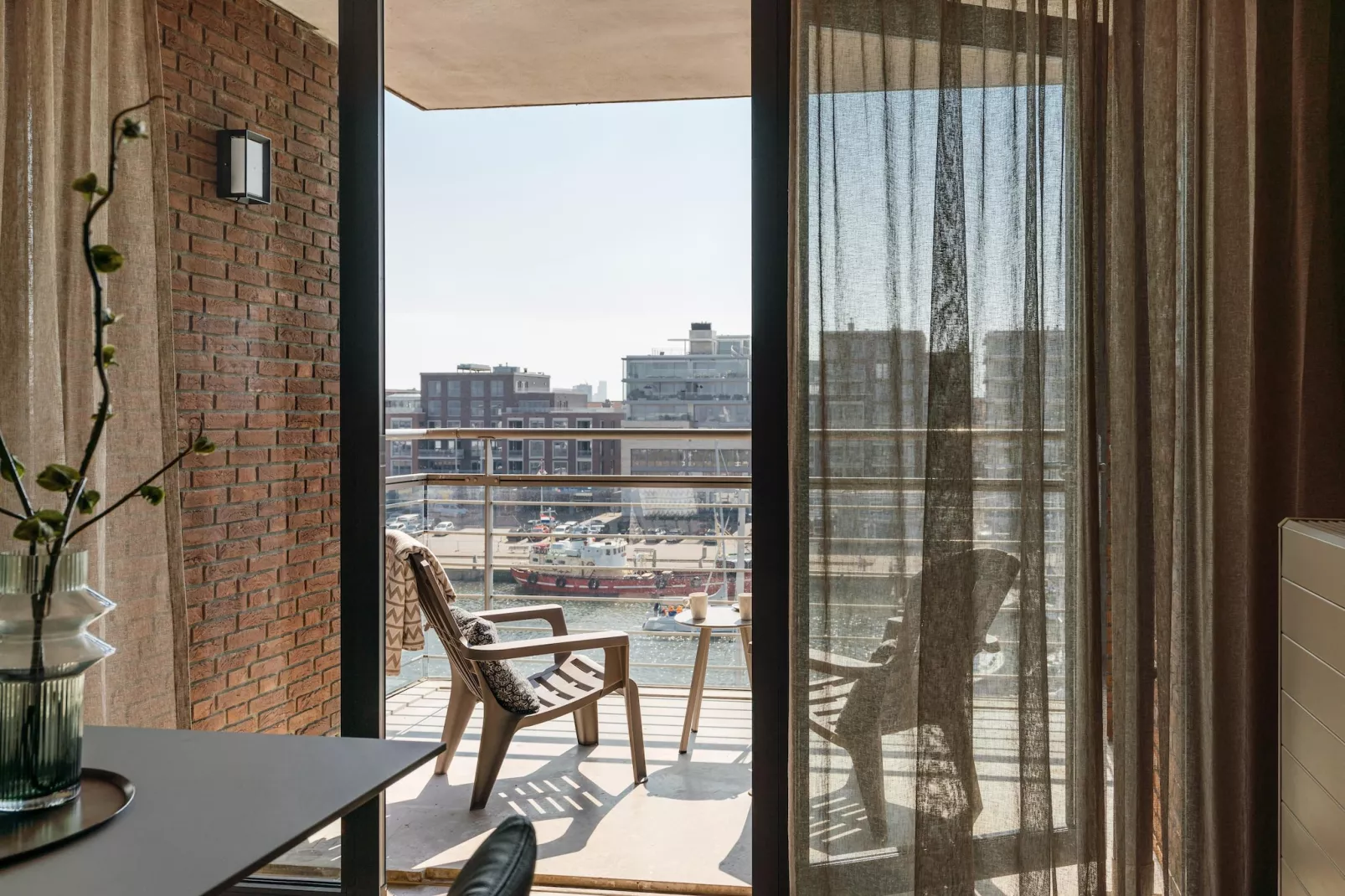 Scheveningen Harbour 12-Terrace balcony