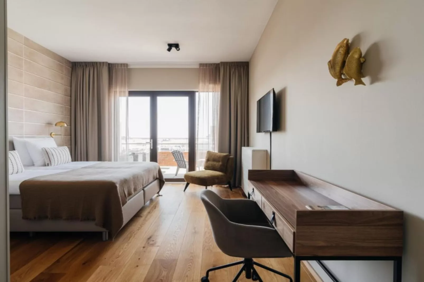 Scheveningen Harbour 16-Bedroom