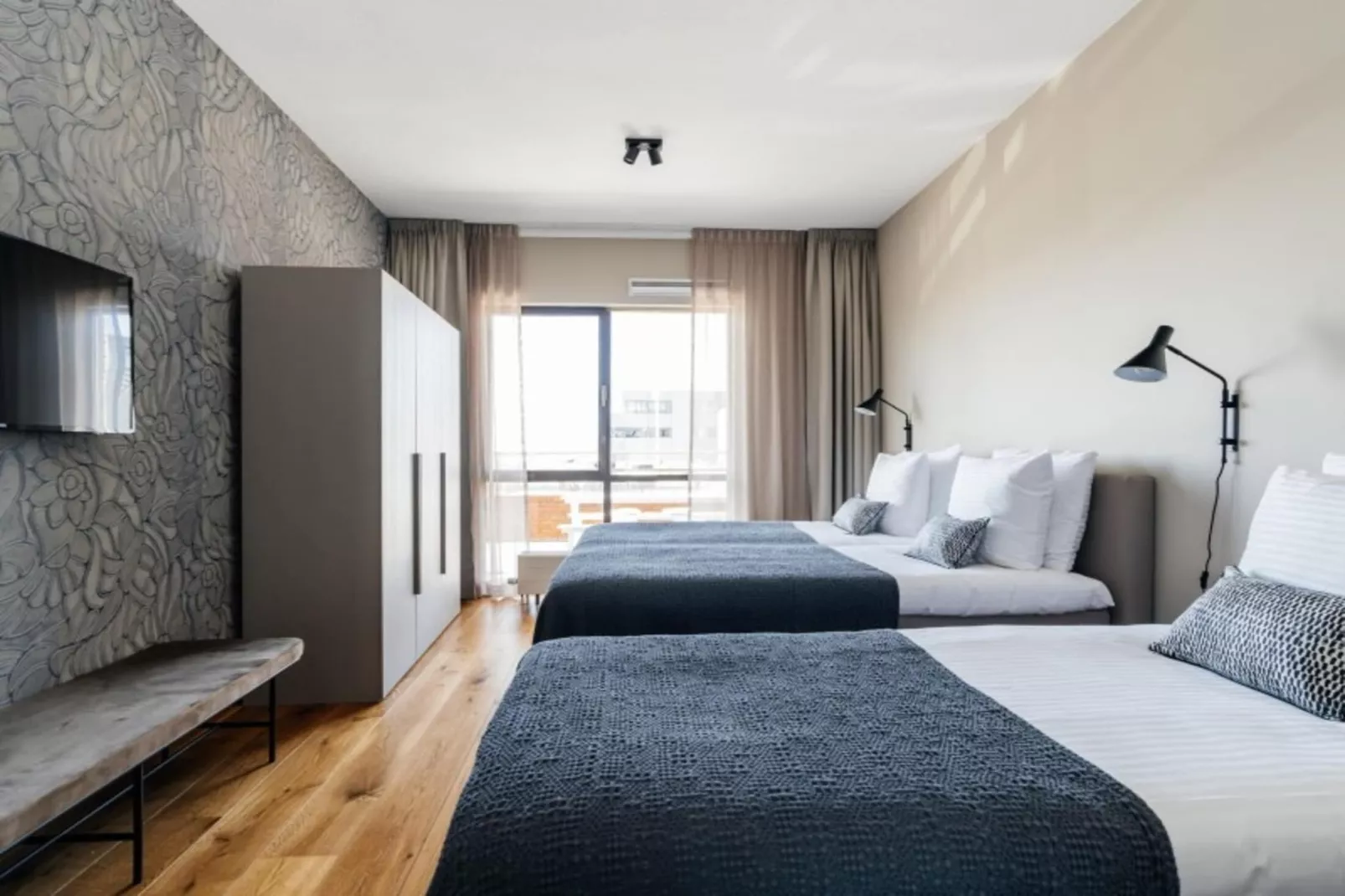 Scheveningen Harbour 16-Bedroom