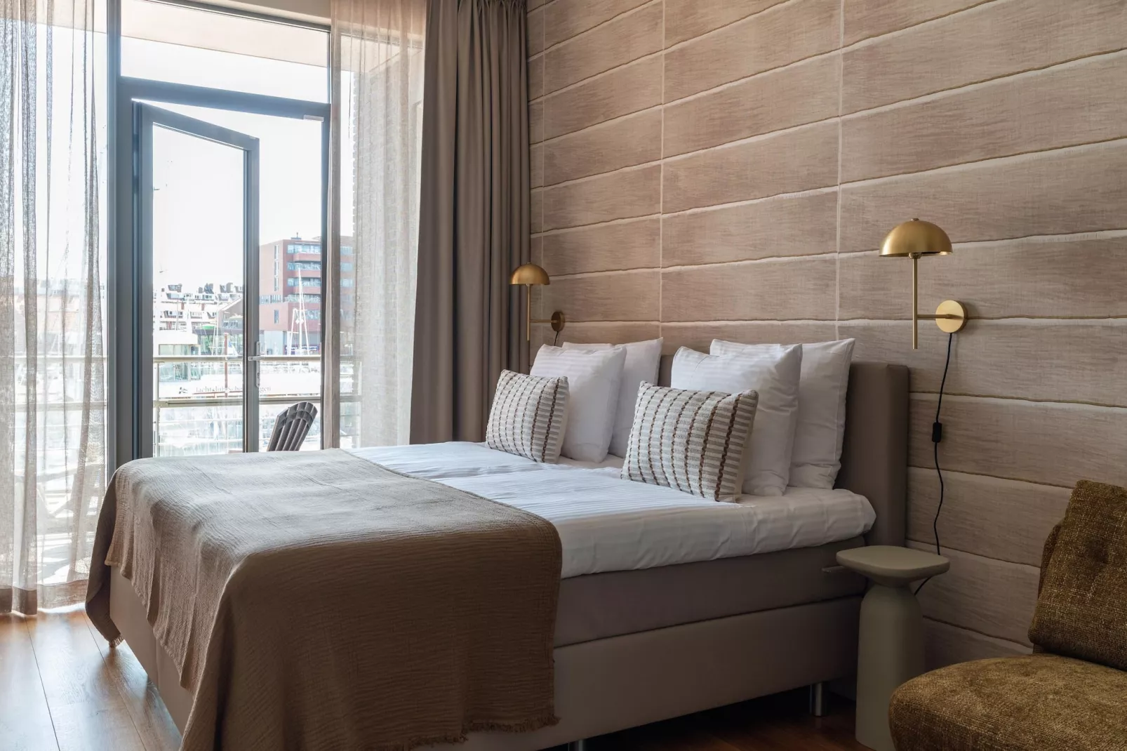 Scheveningen Harbour 18B-Bedroom