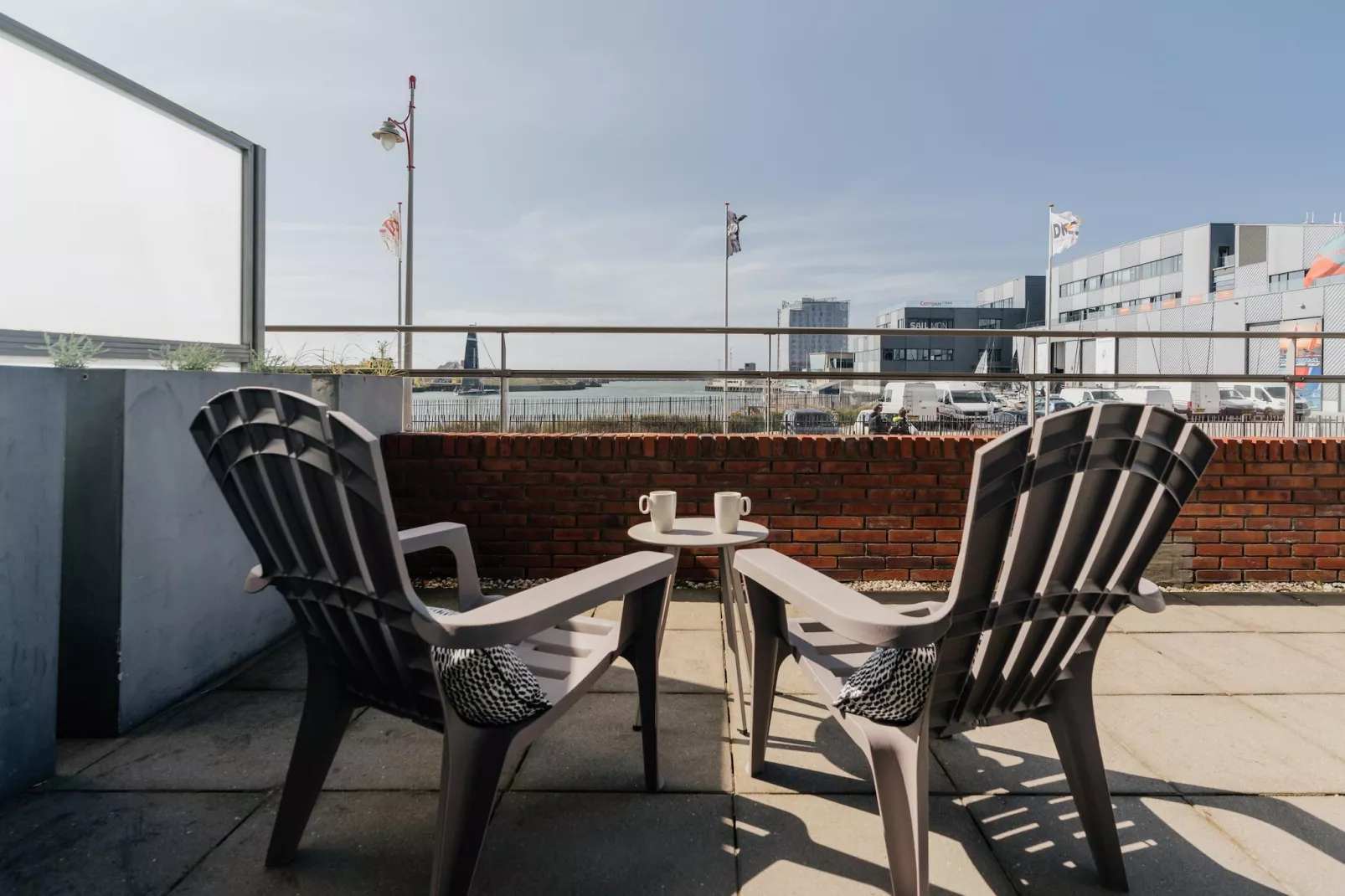 Scheveningen Harbour 18B-Terrace balcony