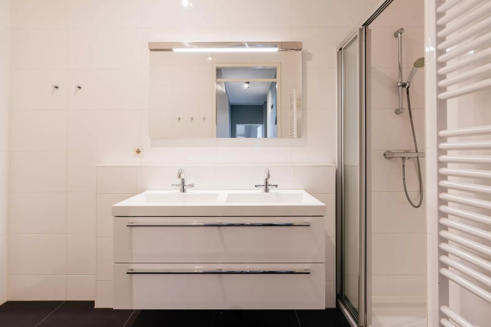 Scheveningen Harbour 18C-Bathroom