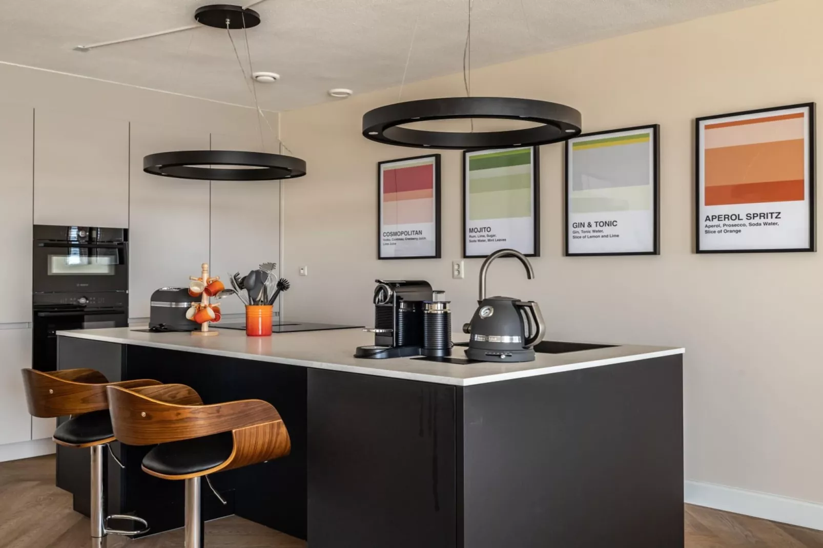 Scheveningen Harbour 66A-Kitchen