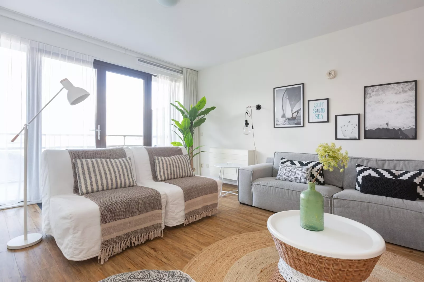 Scheveningen Harbour 76-Living room