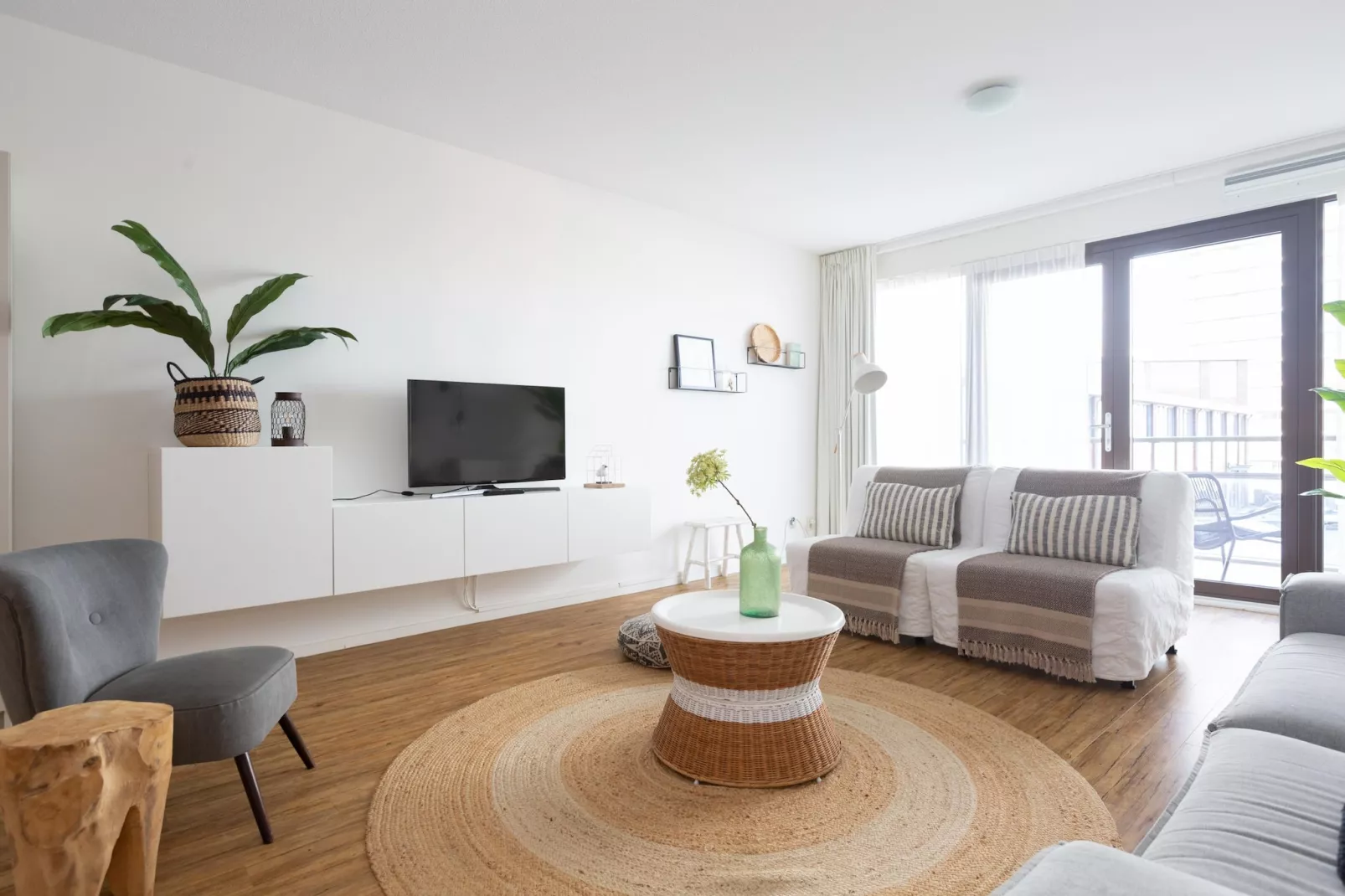 Scheveningen Harbour 76-Living room