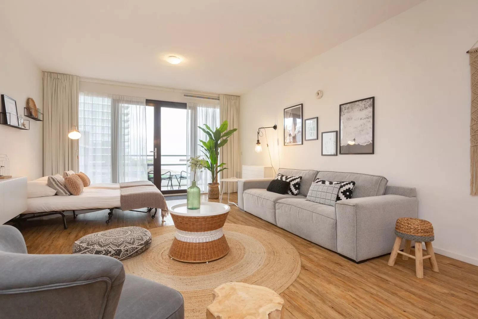 Scheveningen Harbour 76-Living room