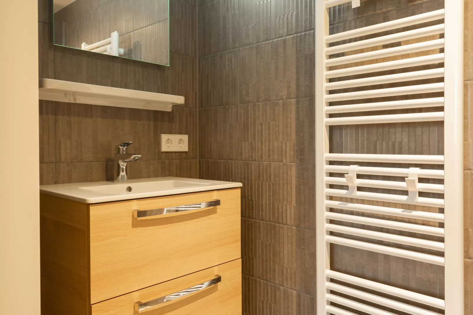 Maurits 2-Bathroom