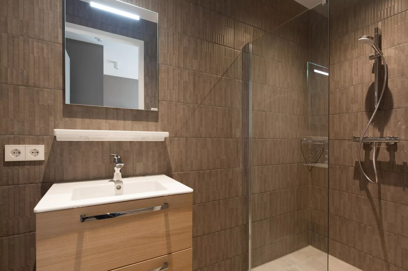 Maurits 7-Bathroom