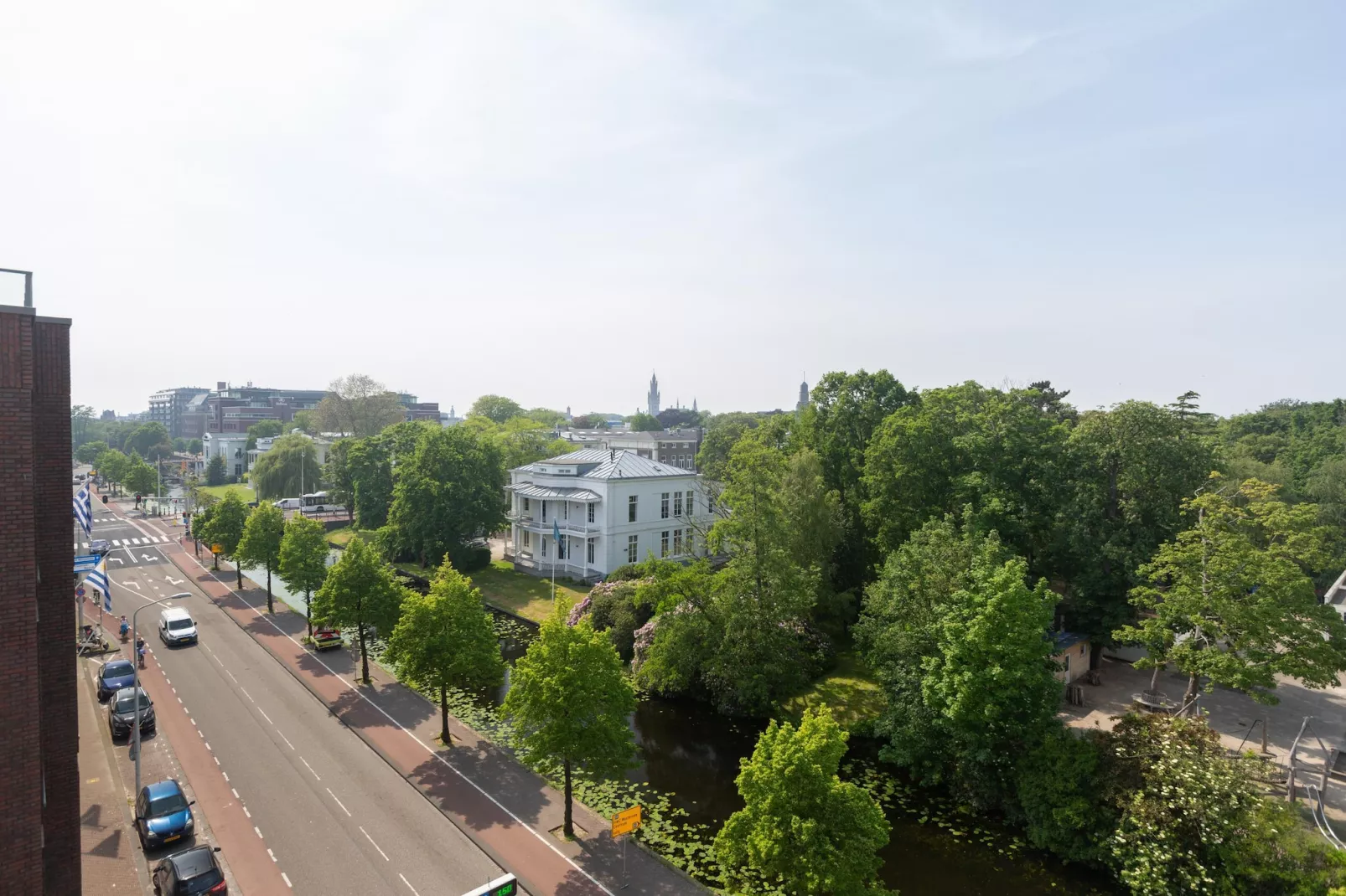 Maurits 8-View summer