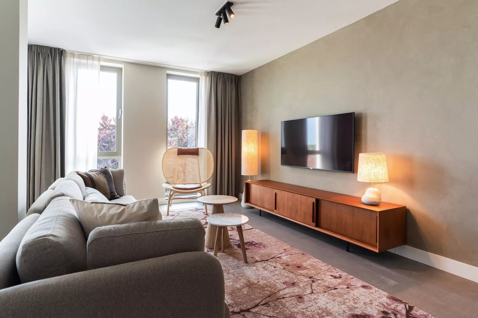 Walden 6-Living room