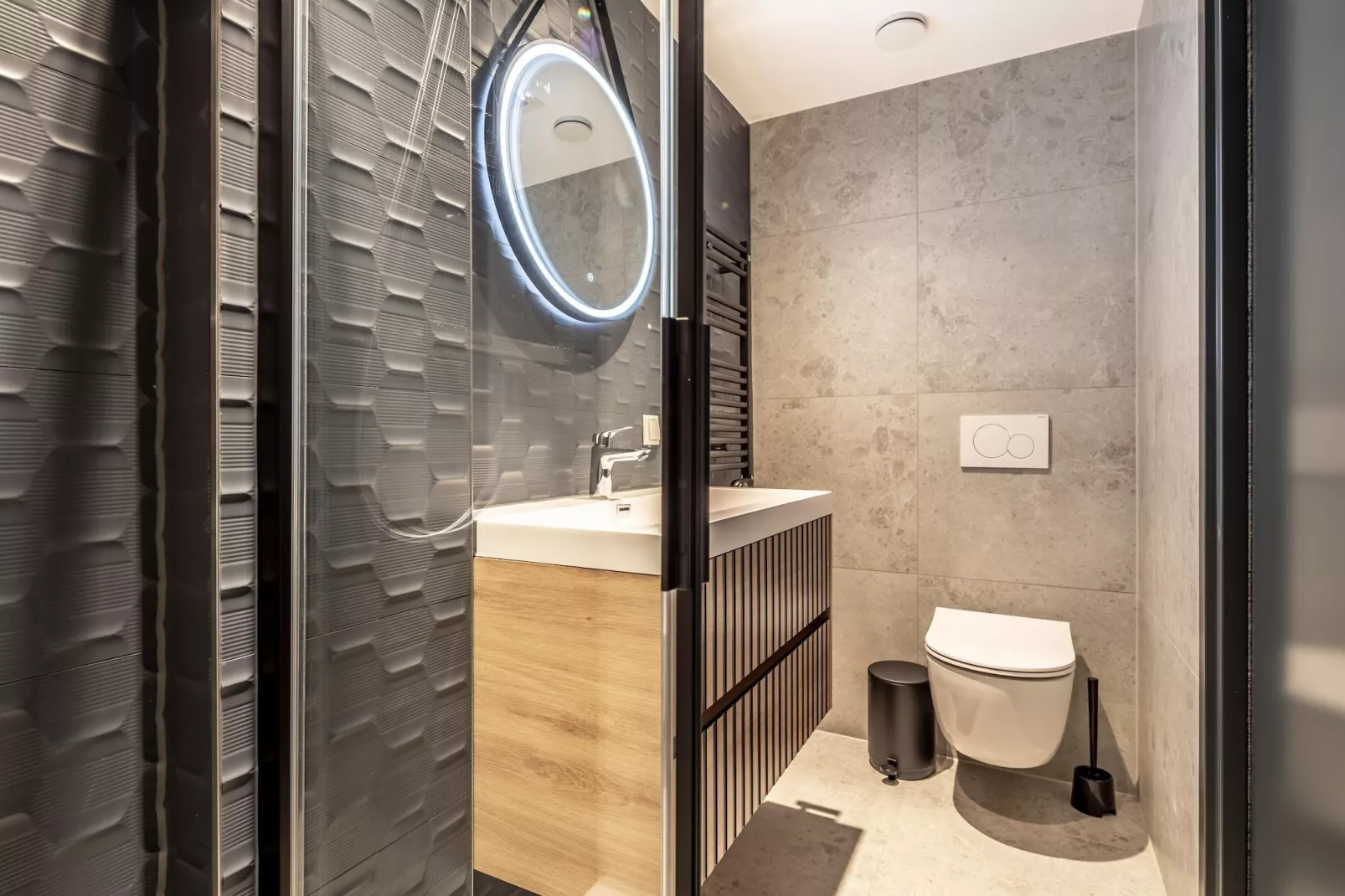 Delft 1B-Bathroom