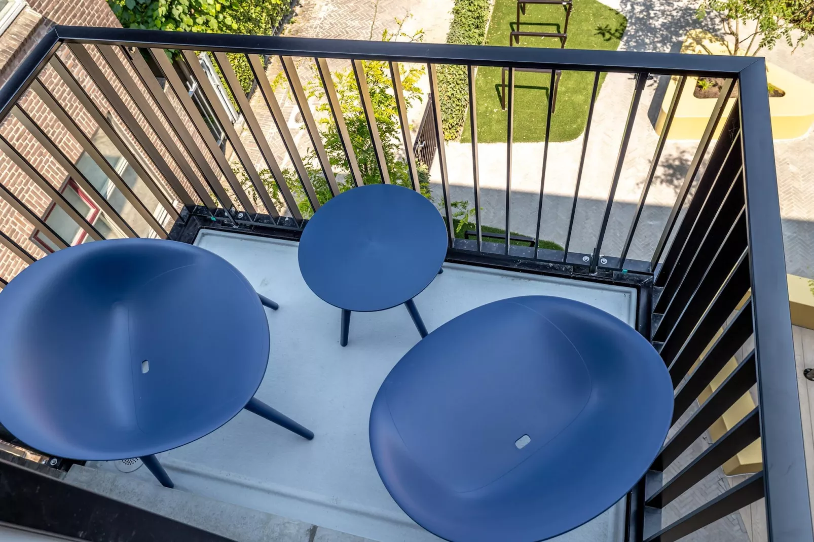 Delft 4B-Terrace balcony