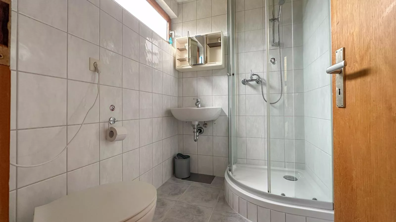 Forest Cabin-Bathroom