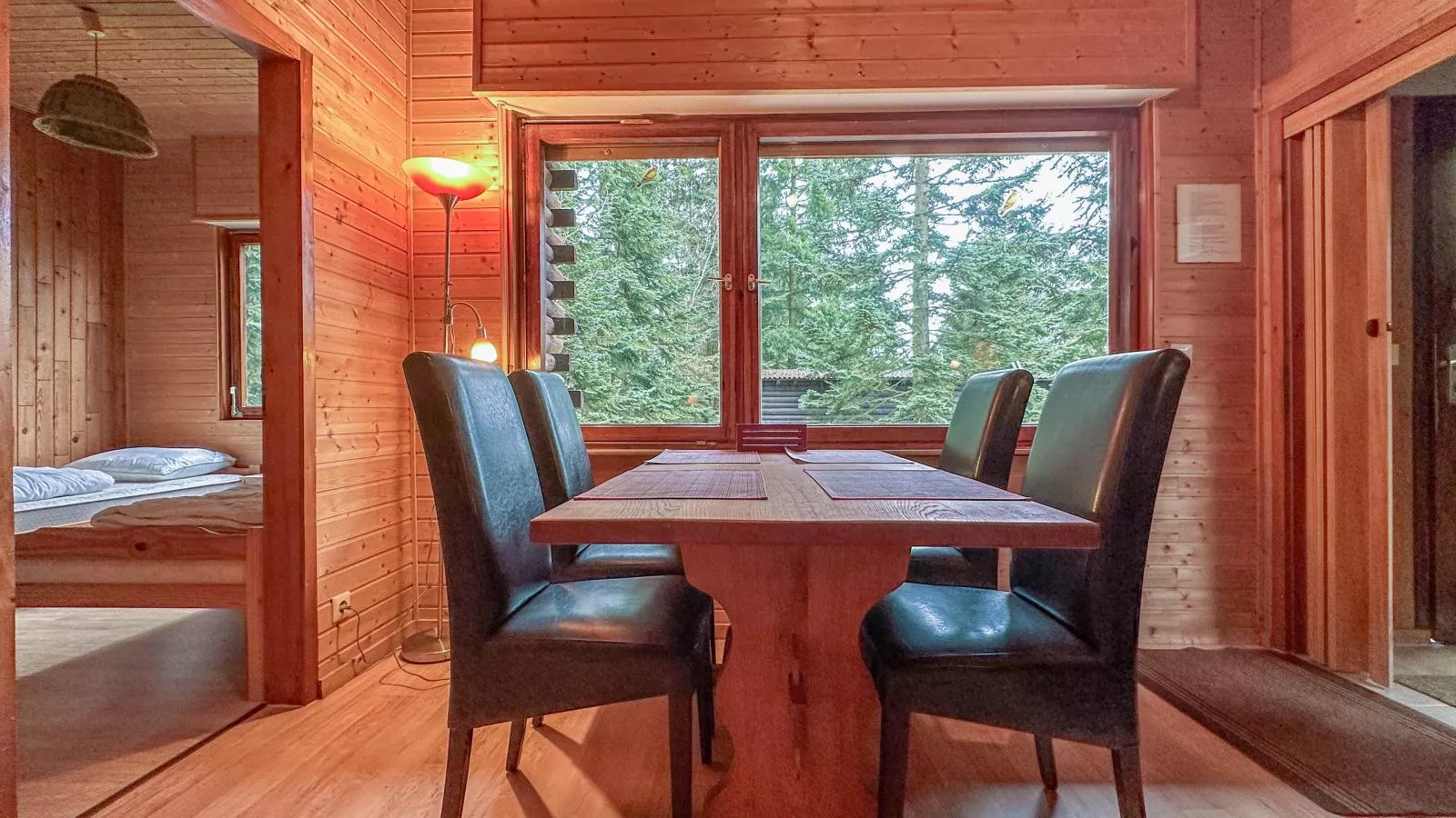 Forest Cabin-Dining room