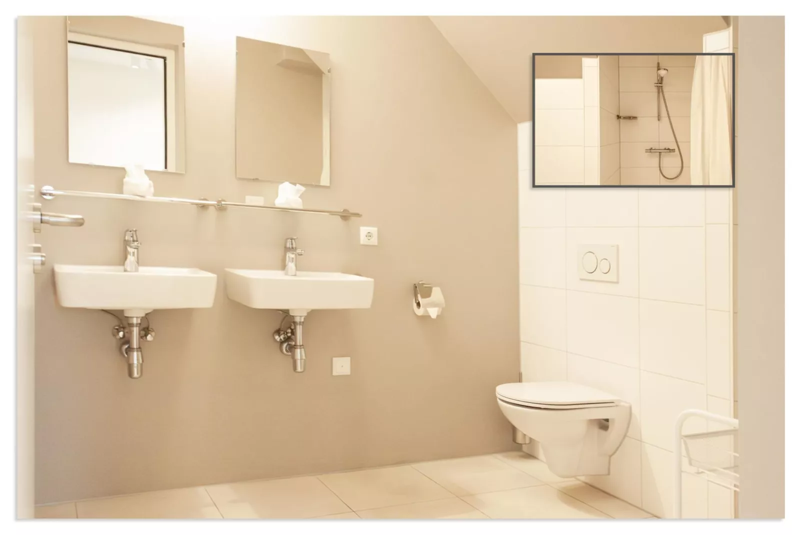 Moby Dick-Bathroom