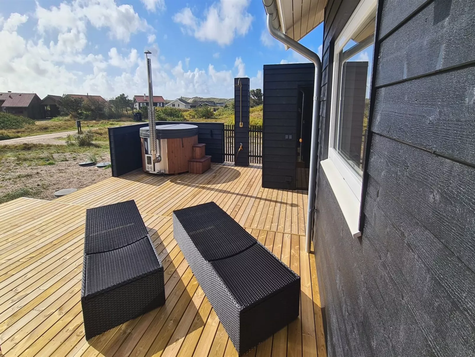 "Nis" - 450m from the sea-Dehors